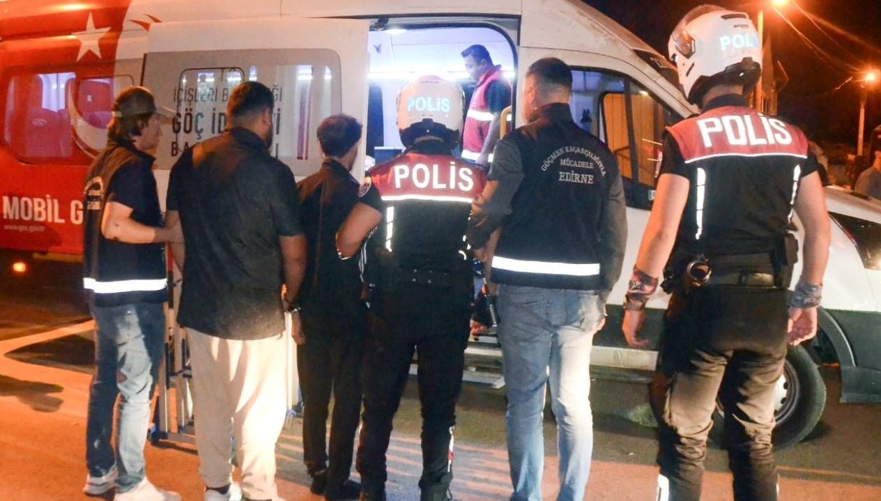 Edirne’de 5 düzensiz göçmen yakalandı