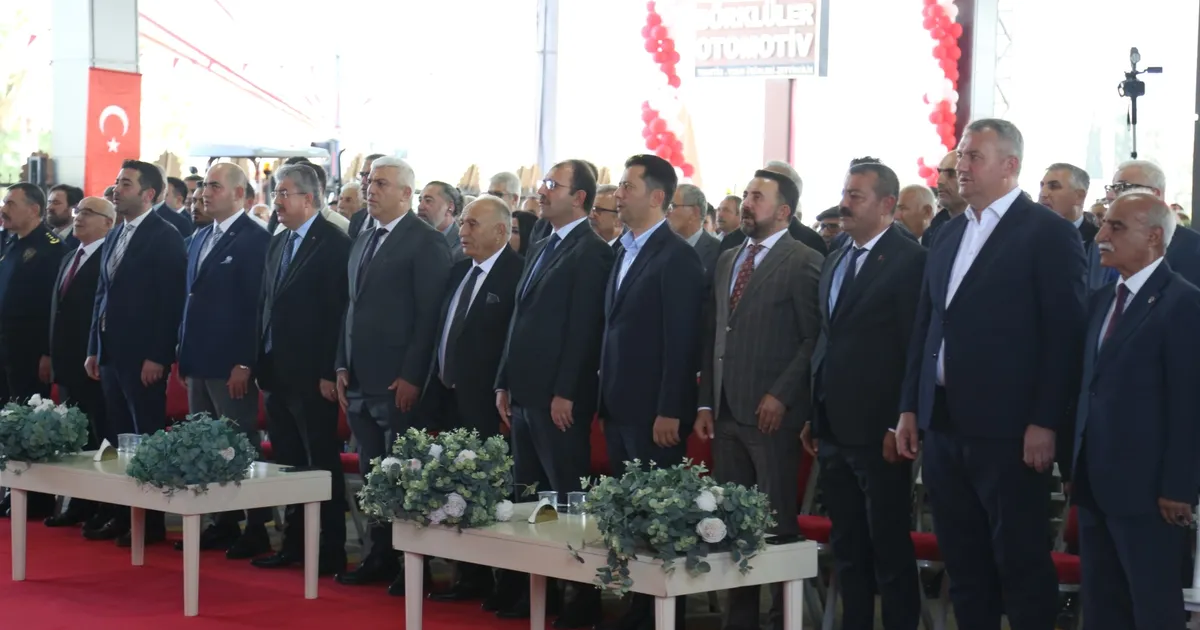 TÜMOSAN Bayisi Börklüler Otomotiv Osmaniye’de Yeni Plazasını Hizmete Açtı