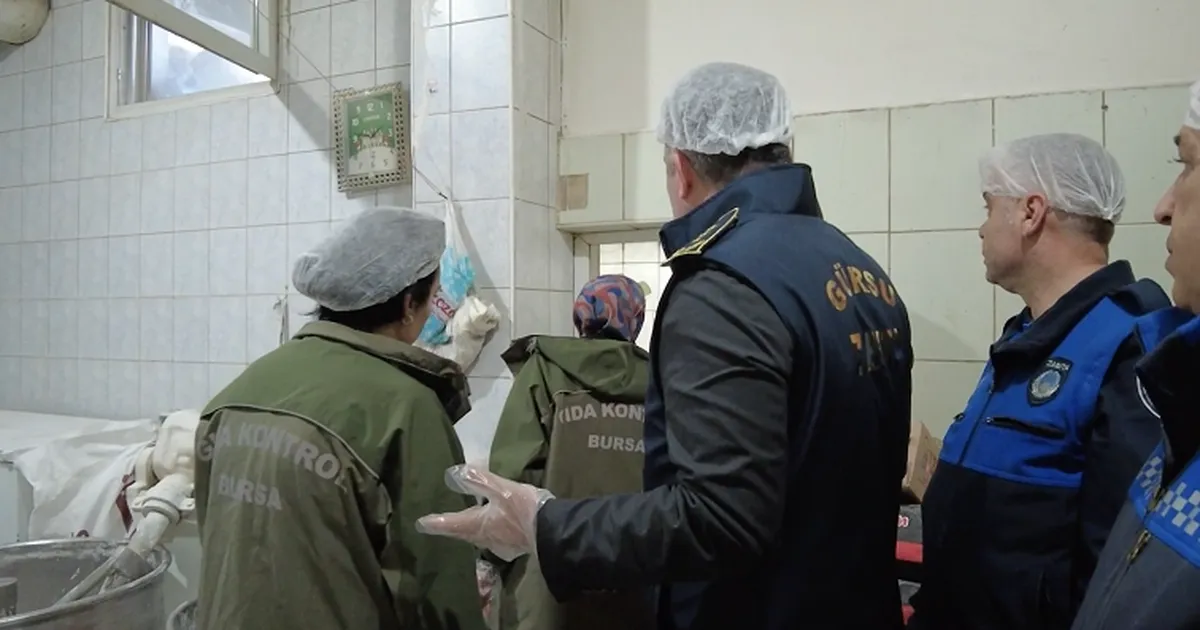 Bursa Gürsu Zabıtası’ndan hijyen denetimi