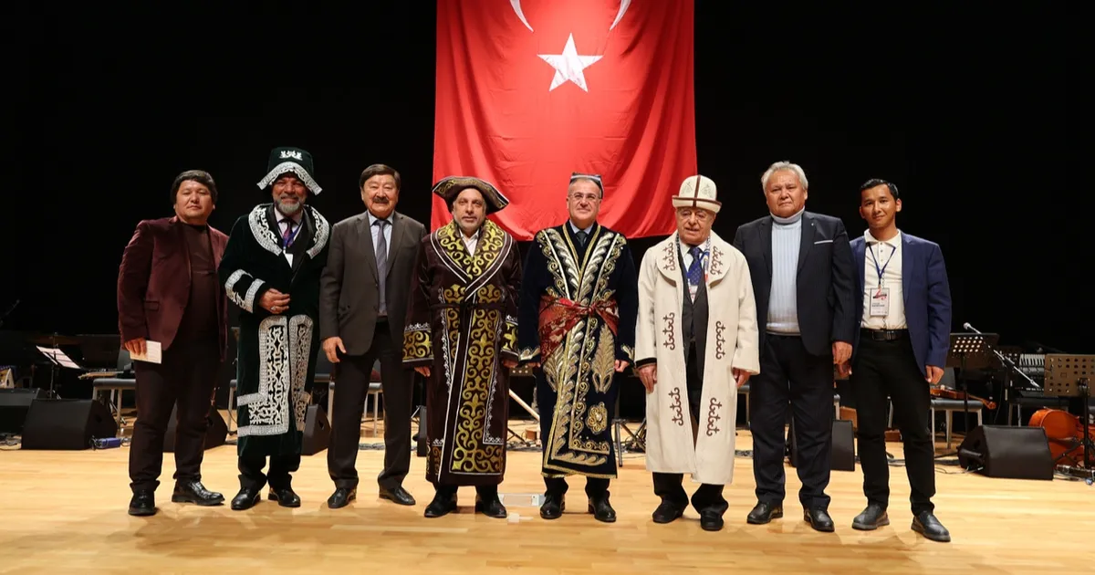 mustafa yalcina turk dunyasi ustun hizmet odulu 7tsW8MOH.webp