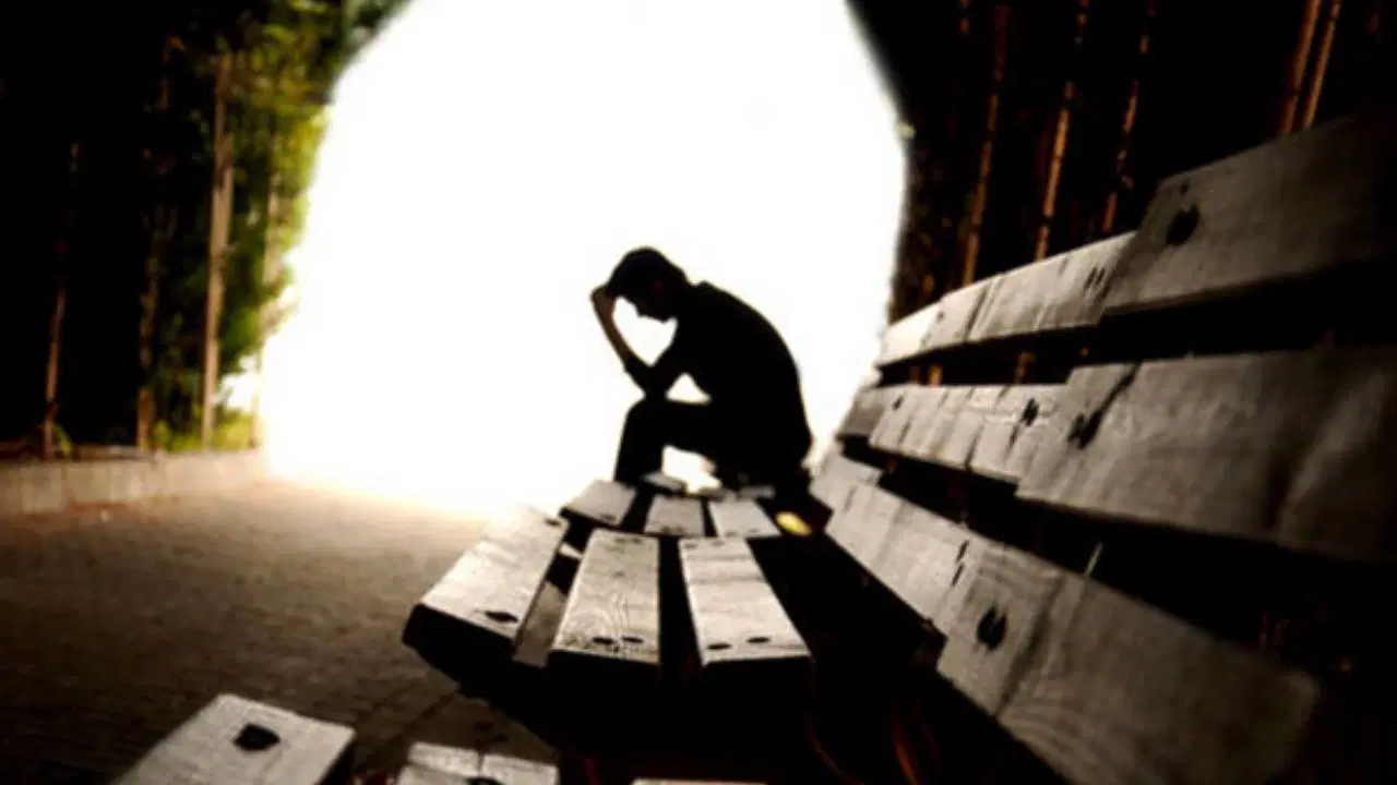 sonbaharda ruh haline dikkat mevsimsel depresyon artiyor FcmdXKDc.jpg