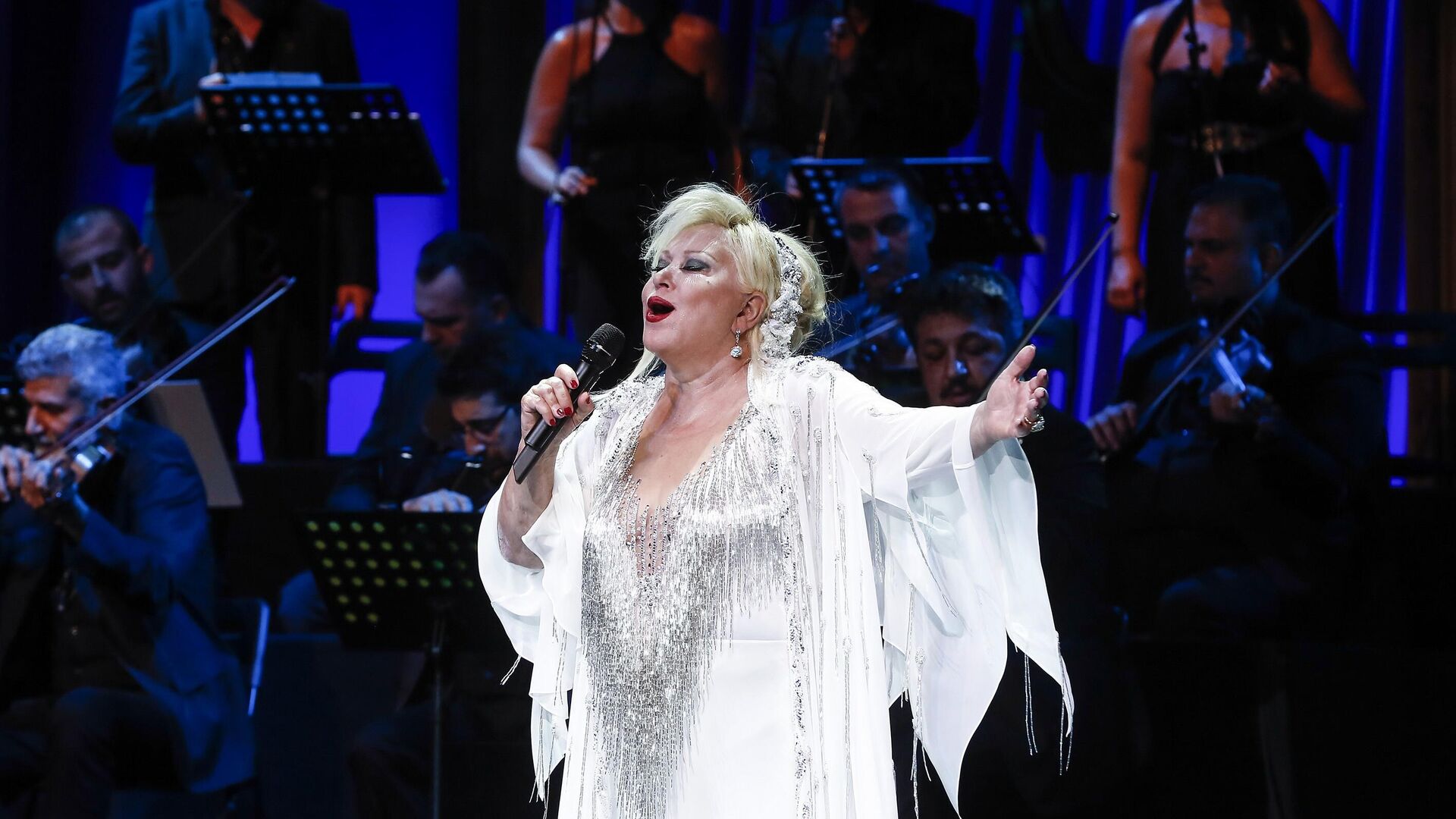 unlu sanatci kalp krizi gecirmisti yogun bakima alindi ic5tKtqP.jpg