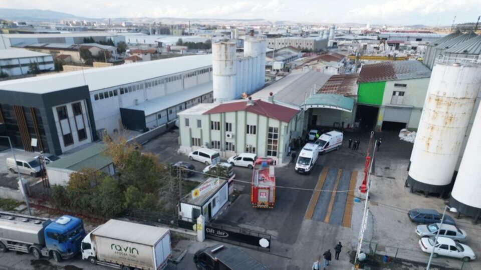 Yağ fabrikasında patlama: 10 yaralı