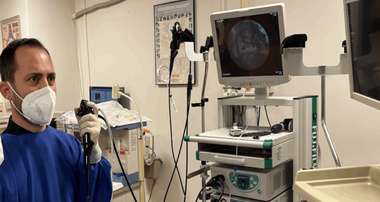 Alüminyum kabıyla yuttuğu hap, 4 yıl sonra akciğerinden çıktı