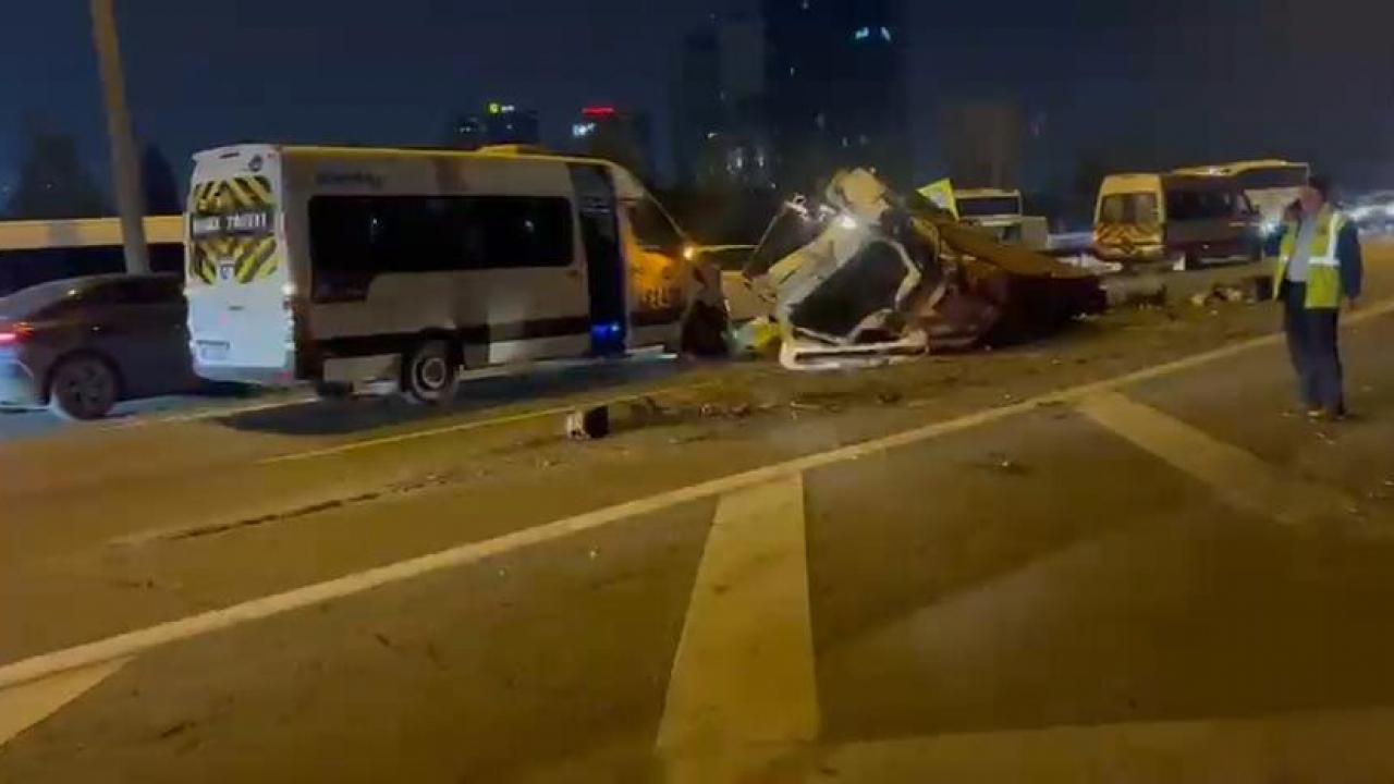 Bağcılar TEM Otoyolu’nda zincirleme kaza!