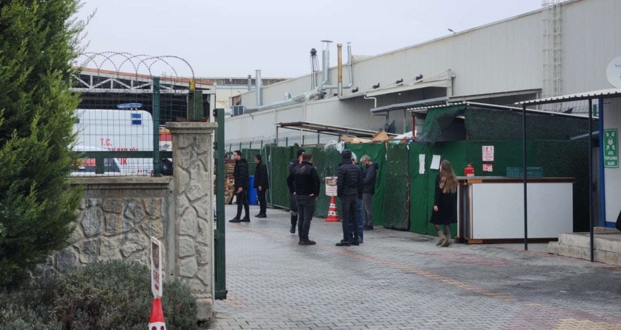 Şekerleme fabrikasında buhar kazanı patladı: 1 işçi yaralandı