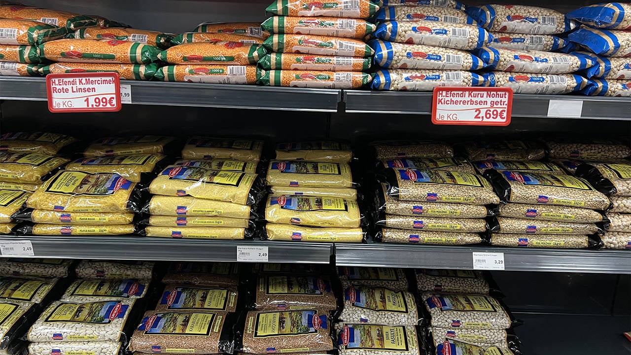 Almanya’daki Türk marketlerindeki ürünler Türkiye’den daha ucuz