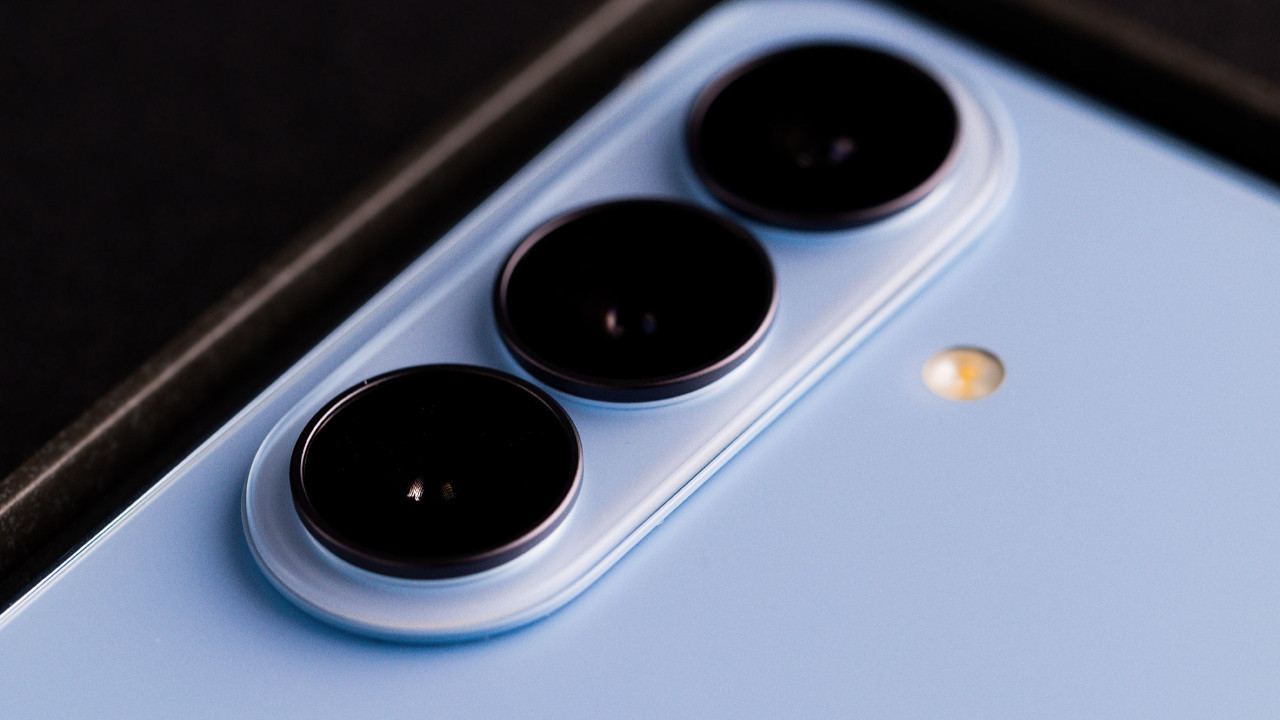 Samsung’un Zorlu Dönemi: Galaxy S26 Başarı Sağlasa da Krizi Engelleyemedi