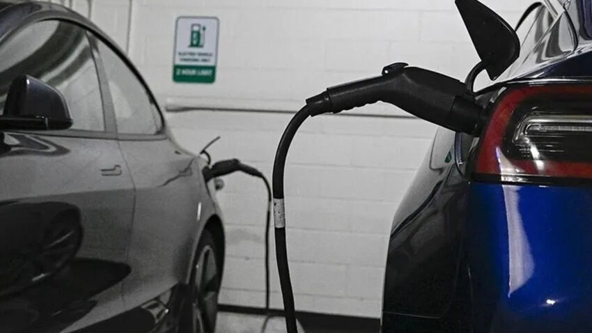 Almanyada asirlik otomotiv devri kapaniyor elektrikli otomobiller o listede ilk kez zirveyi ele gecirdi NLkqLE7N