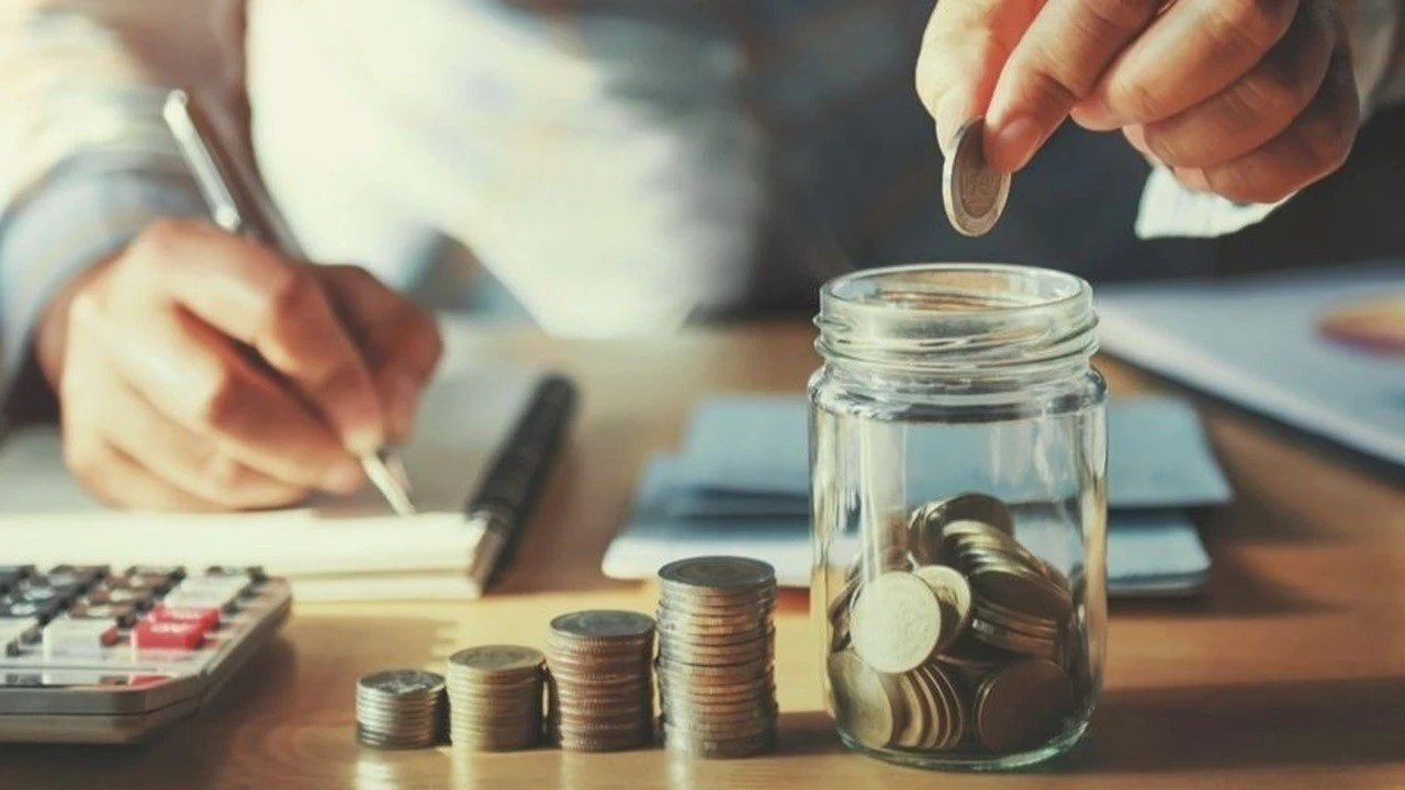 Calisma saatlerine resmi ayar geldi tasarruf finansman sirketlerinde yeni donem z8gVGnsv
